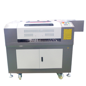 آلة النقش بالليزر غير المعدنية 700X500mm CO2 RF-7050-CO2- 50w / 60w / 80w / 100w